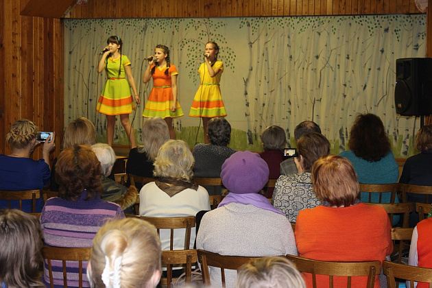 Праздник для мам