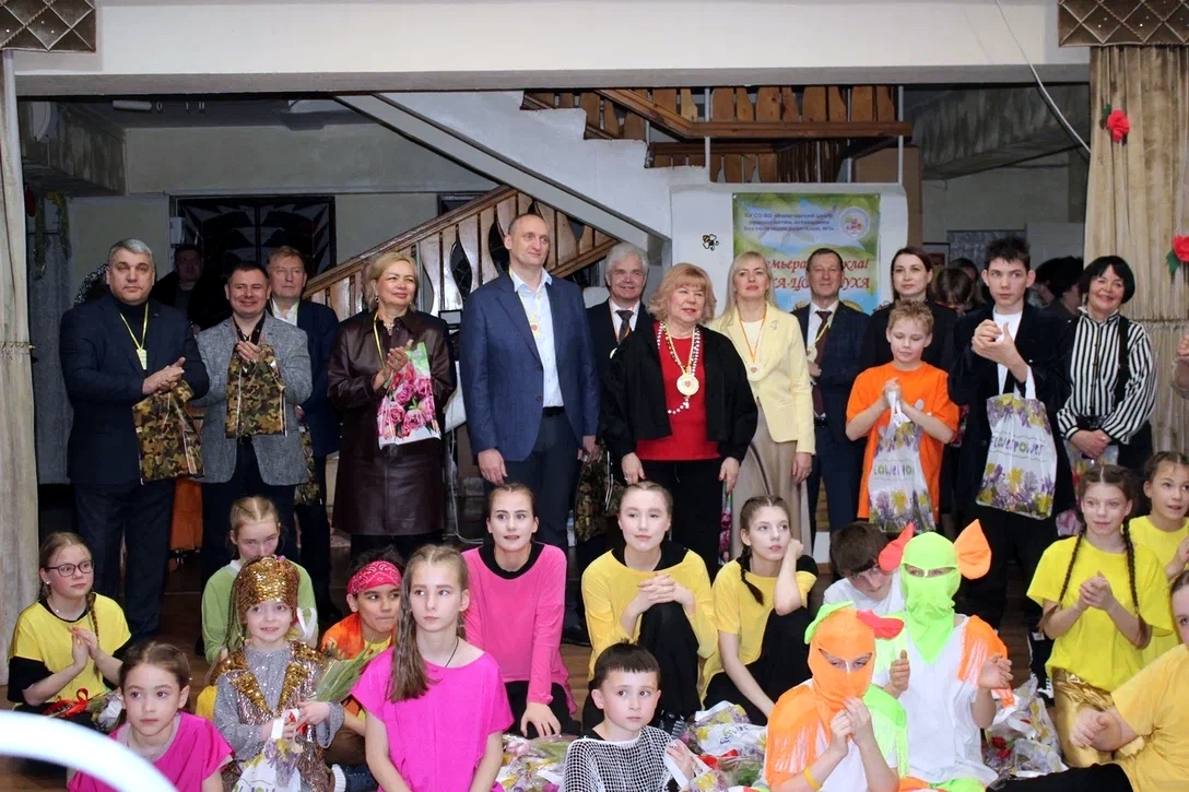 4 марта в Вологодском центре помощи детям, оставшимся без попечения родителей, №1 состоялось юбилейное заседание Попечительского совета.