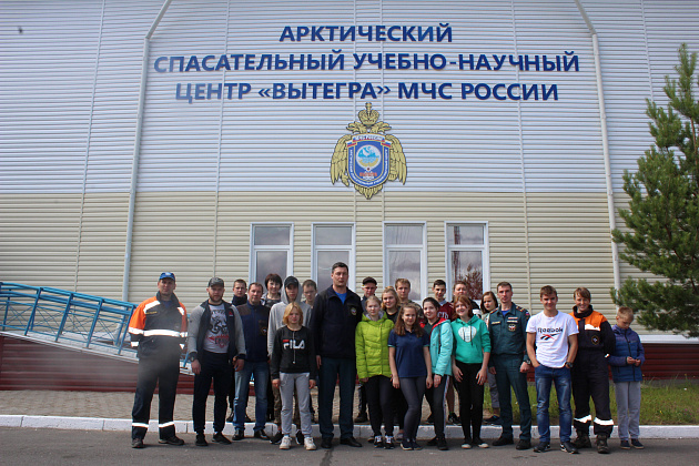 Знакомство с работой специалистов МЧС