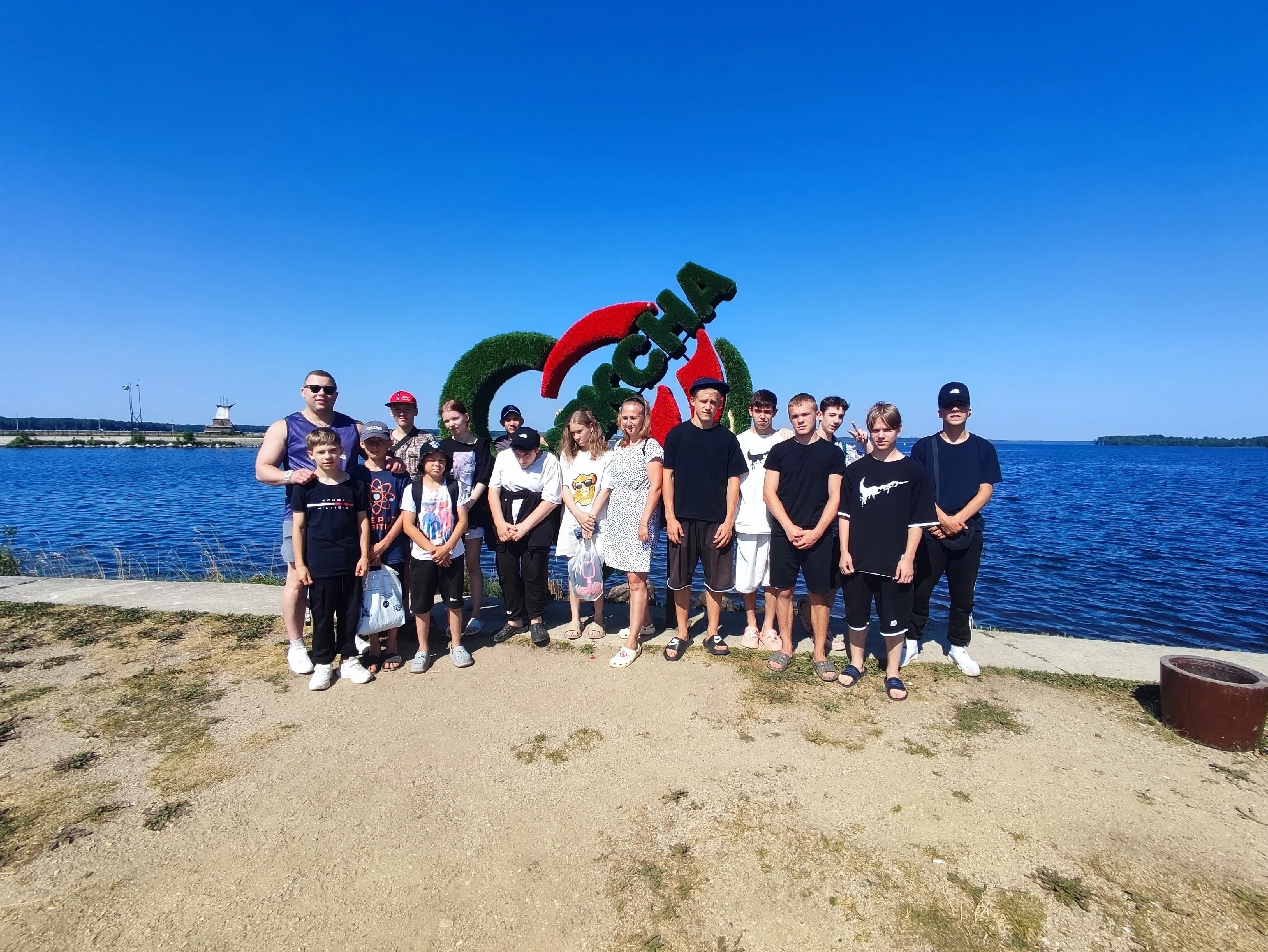 Отдых на базе отдыха "Парус"