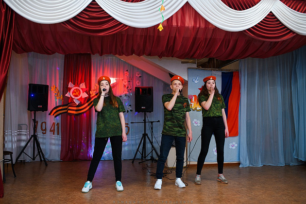 Конкурс чтецов "Победа в наших сердцах"