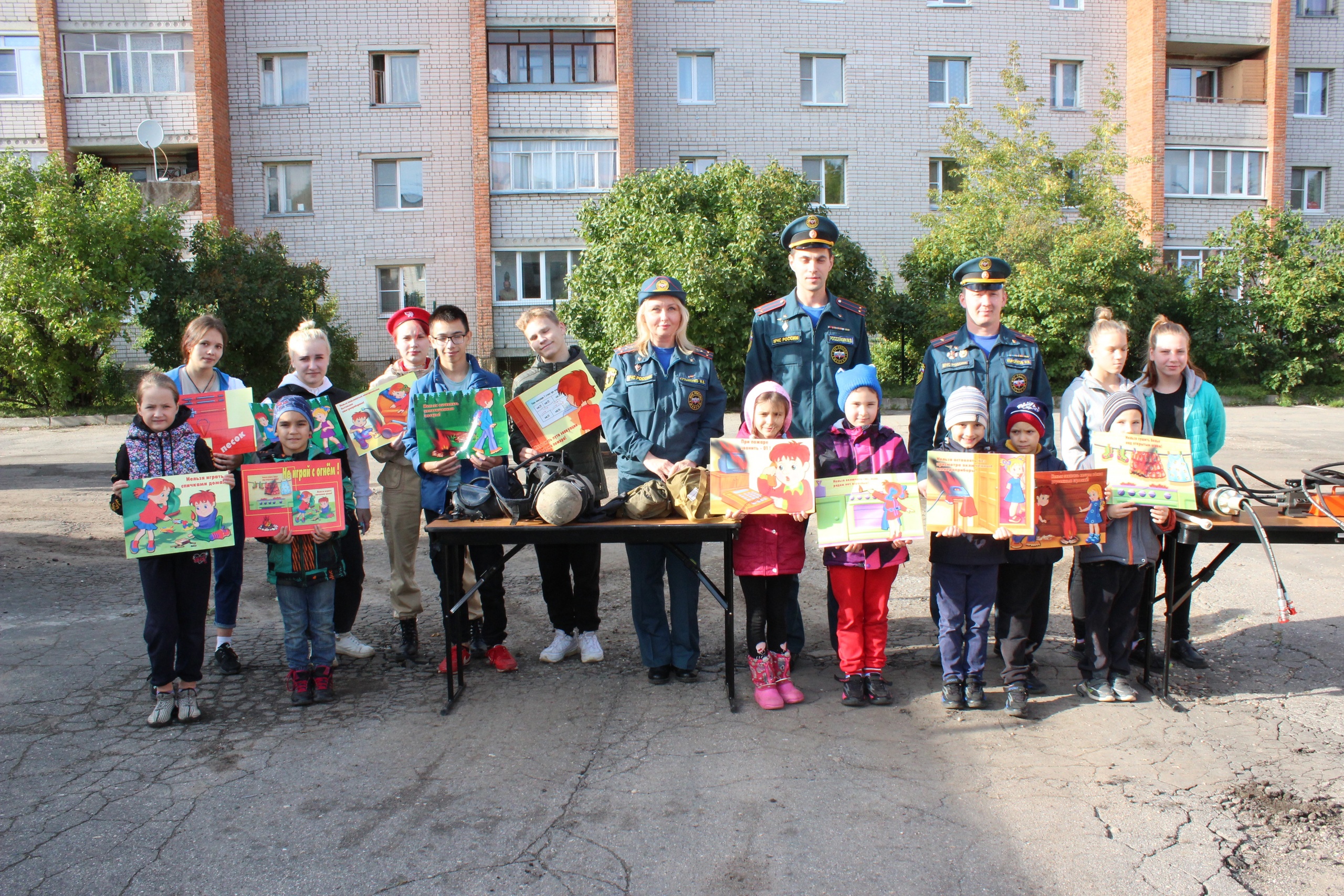 К нам приехали сотрудники ГУ МЧС России по Вологодской области