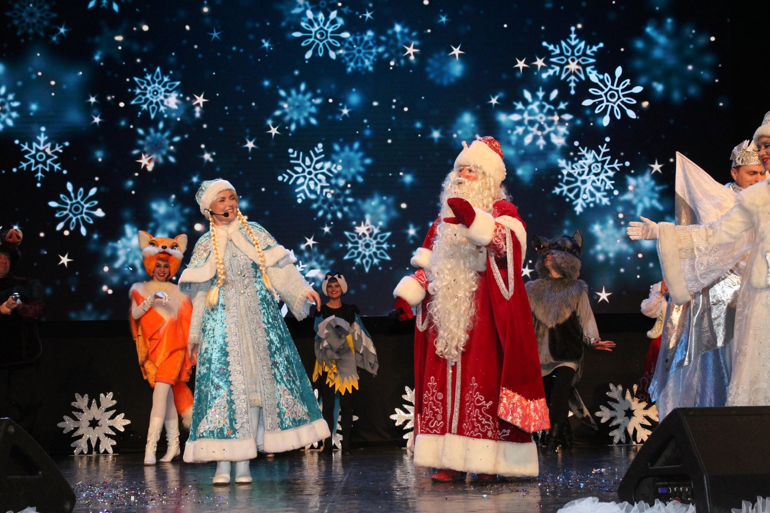 Новогодняя кутерьма!